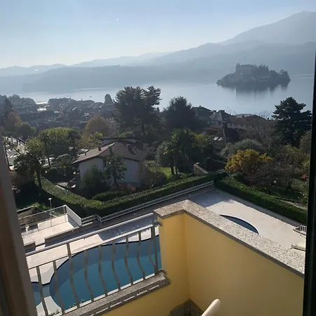 Hotel La Bussola Orta San Giulio Exterior photo